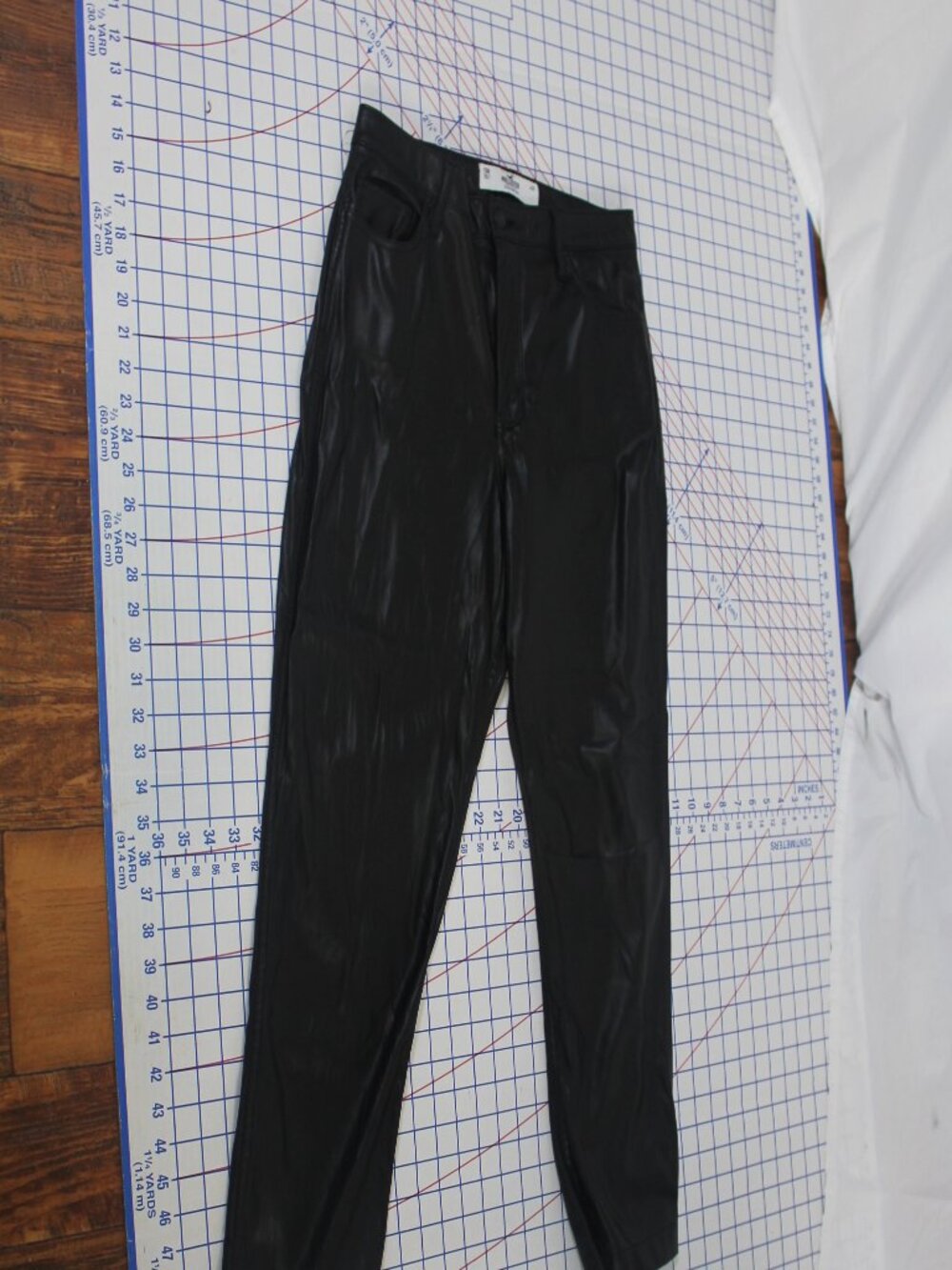 Hollister Black Faux Leather Ultra High Rise Straight Leg Ankle Jeans 13R/31